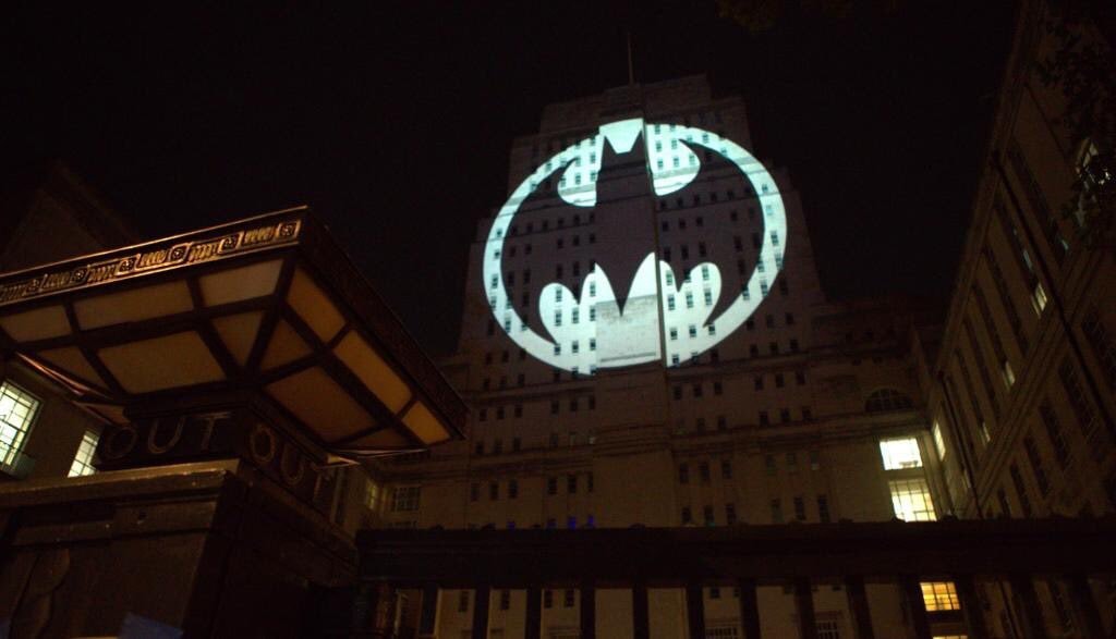 Batman Day- Farol Santander