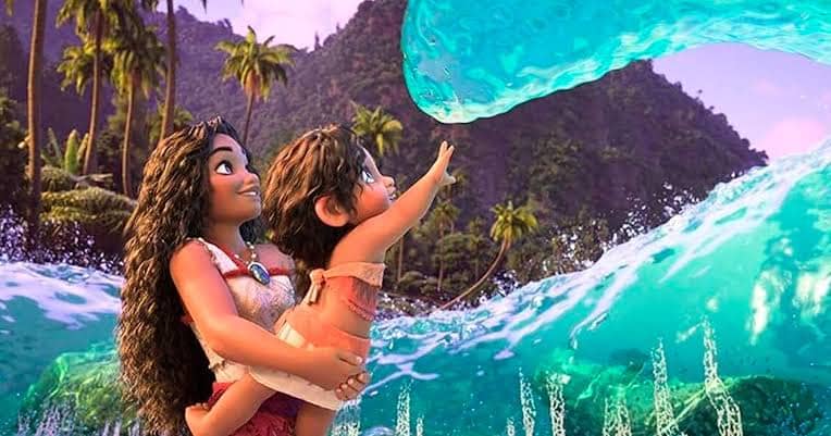 Após oito anos desde a primeira produção, Moana 2 chega trazendo belíssimas imagens, muita emoção, diversão e ensinamentos.