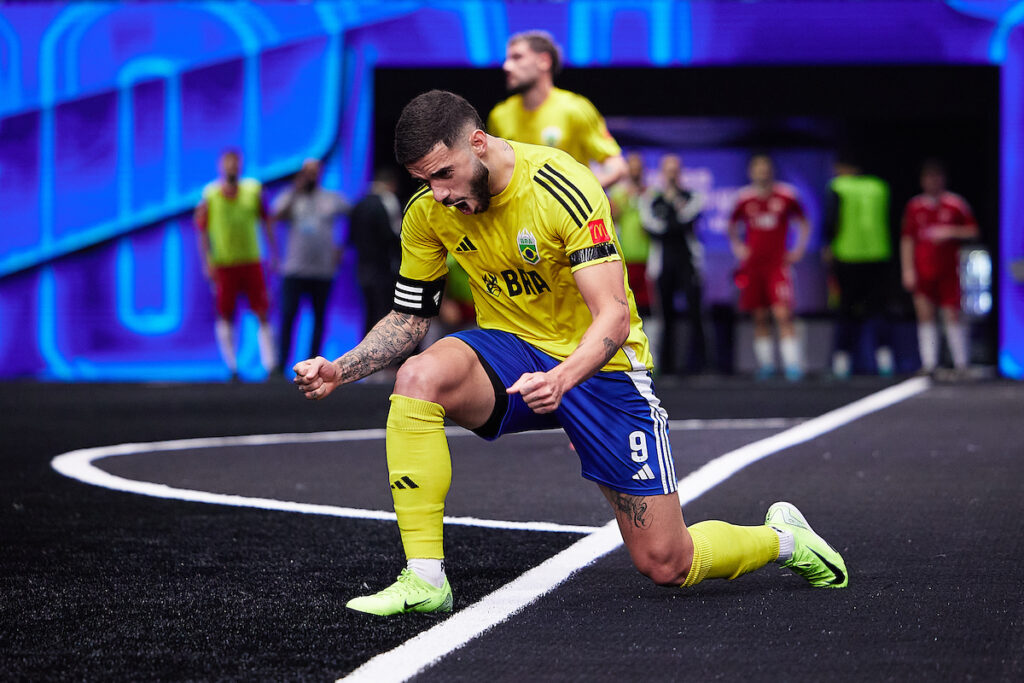 K9 marca sete gols e Brasil aplica a maior goleada da Kings World Cup Nations