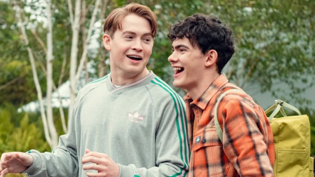 Já na terceira semana de filmagens, o filme de Heartstopper, que conta o desfecho da história de Nick e Charlie, promete ser mais maduro.