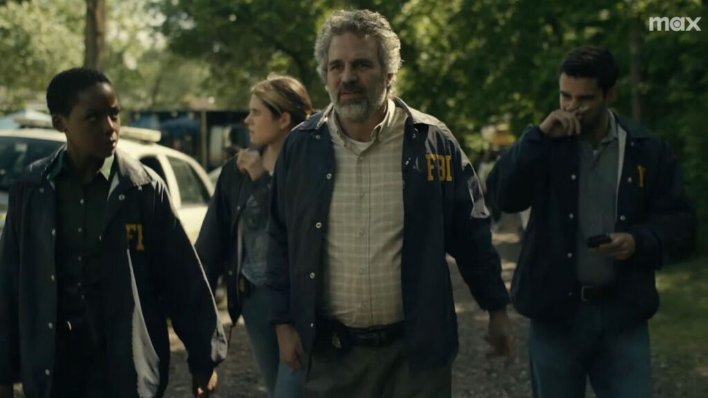 Task: drama policial com Mark Ruffalo que dá continuidade a ‘Mare of Easttown’