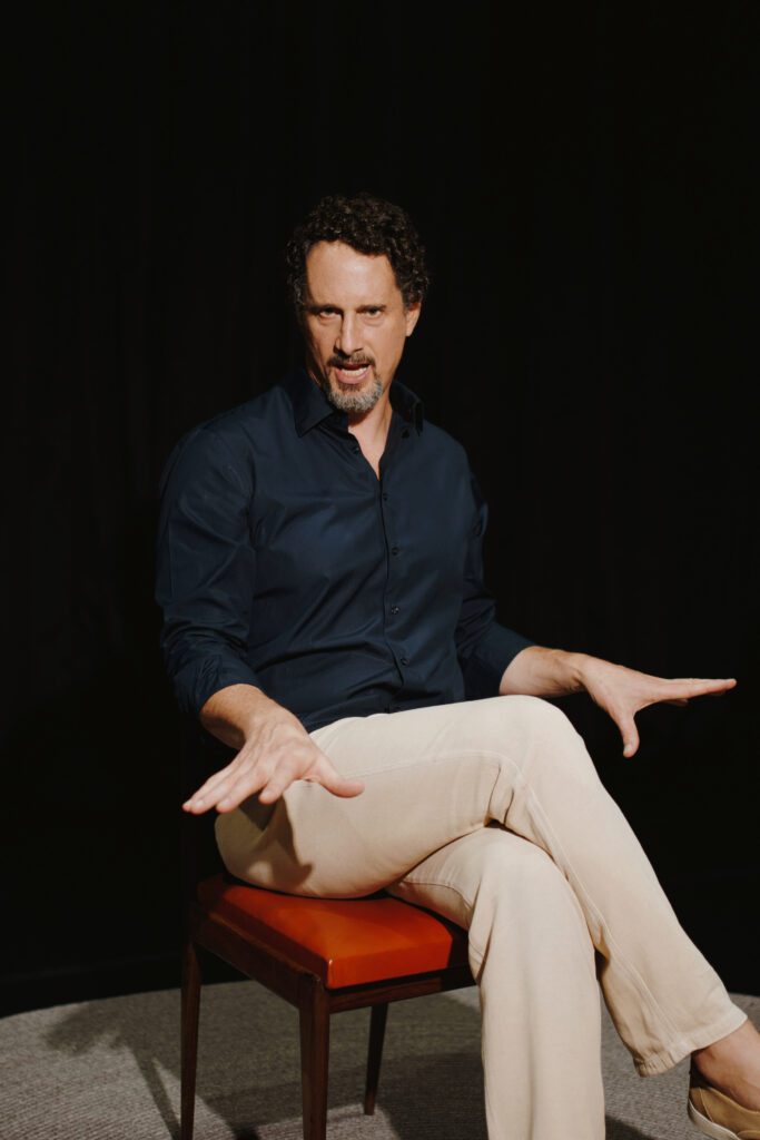 Criador do dr pimpolho chega ao Teatro UP Experience com apresentação única da peça ‘Meu Nome é Sandra’