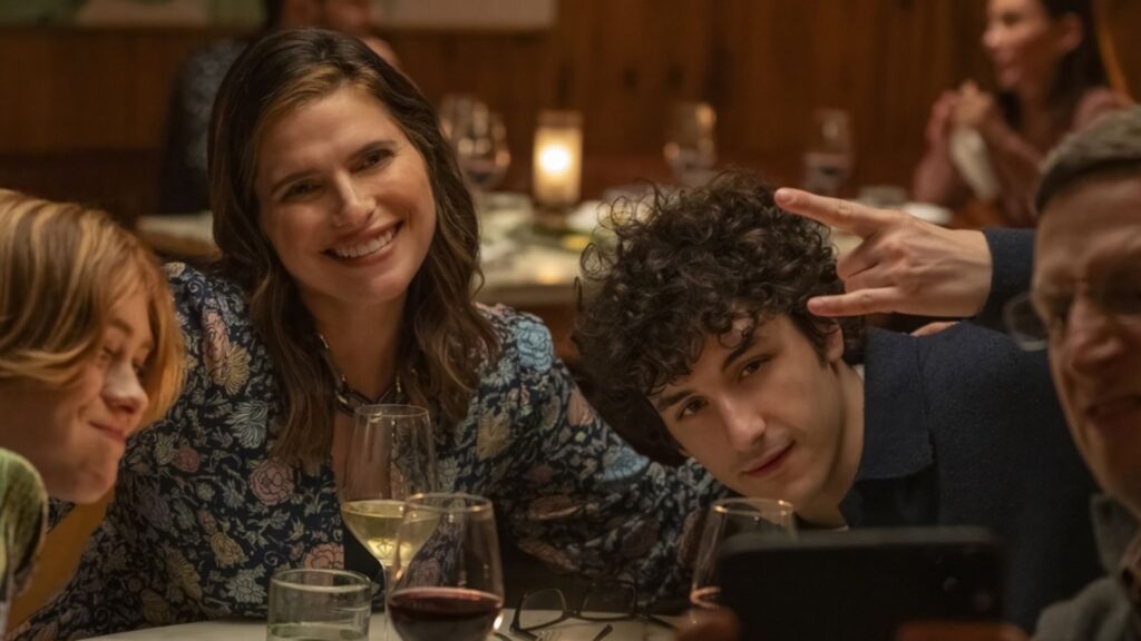 The Chair Company, série da HBO de Tim Robinson, ganha data de estreia e primeiras imagens