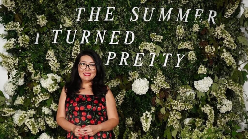 Jenny Han: a autora de “O Verão Que Mudou Minha Vida”