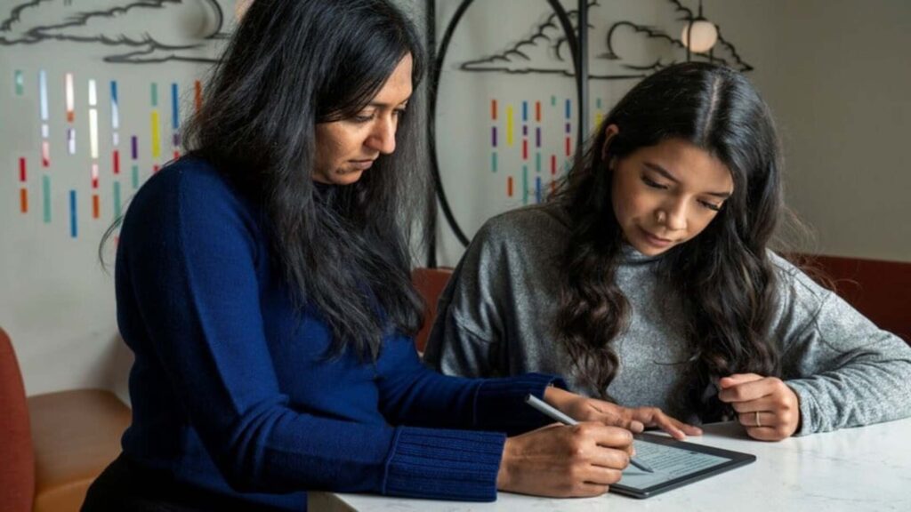 Kindle Translate: novo serviço de tradução por IA da Amazon