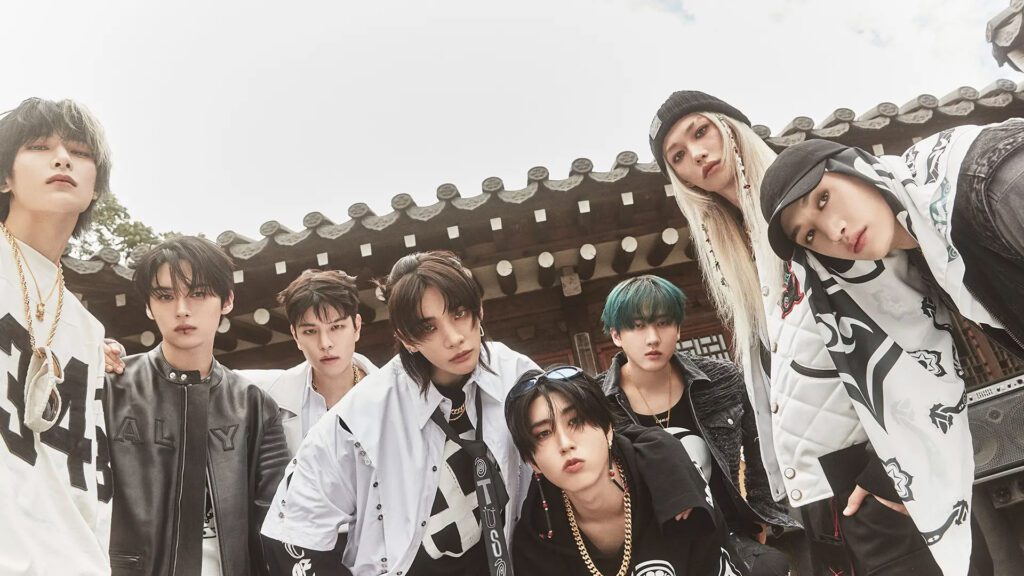 Stray Kids estende recorde com 8º álbum no topo da Billboard