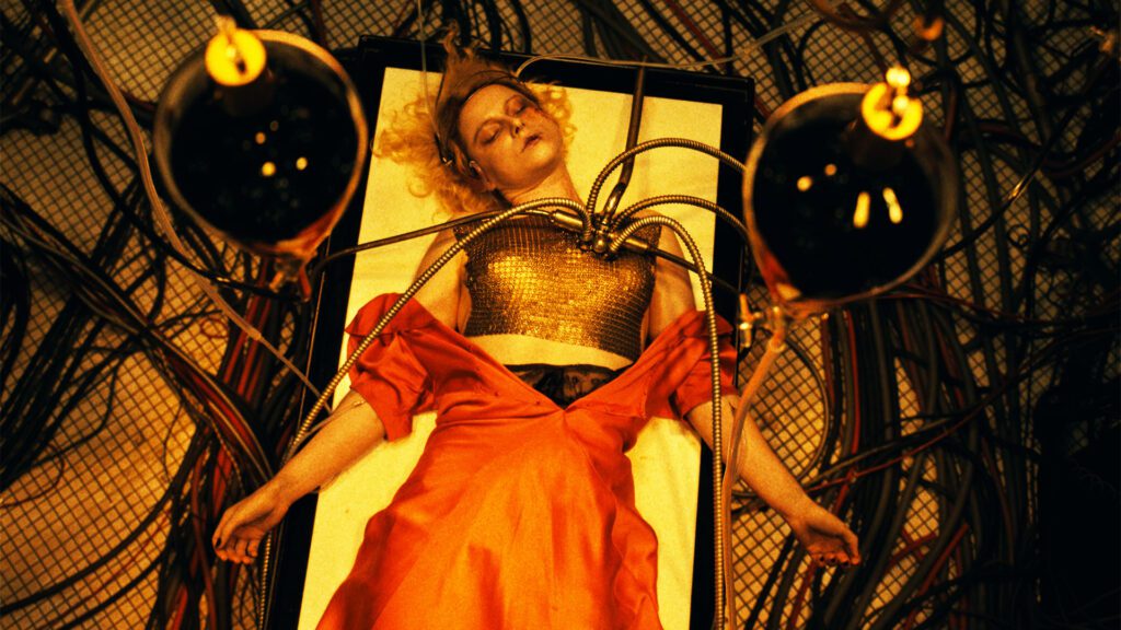 ‘A noiva!’ conta os dias para chegar aos cinemas