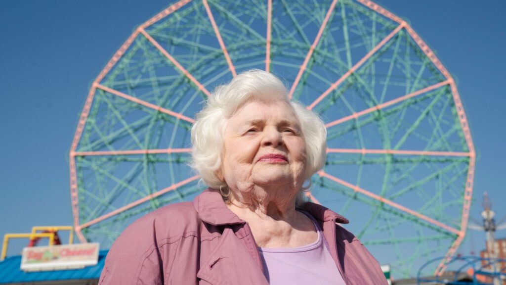 A Incrível Eleanor, primeiro filme dirigido por Scarlett Johansson, chega aos cinemas brasileiros