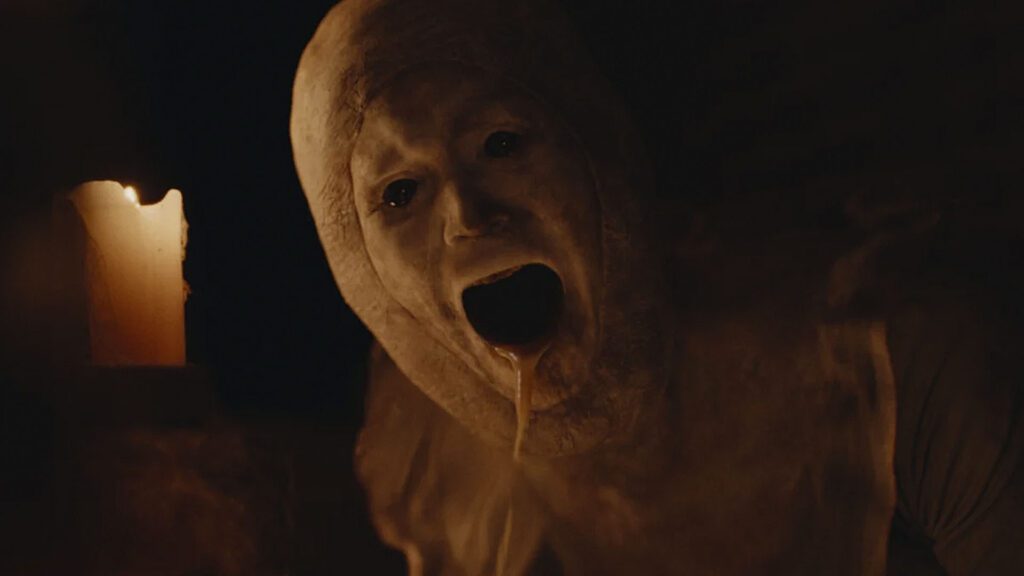 Para Sempre Medo aposta em horror impressionista, mas falha na lógica