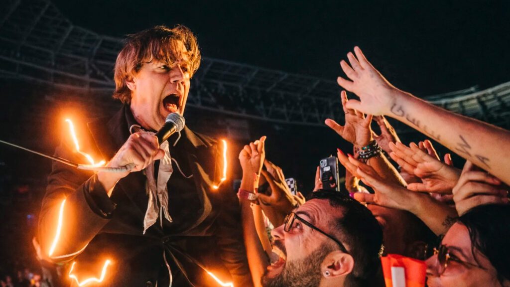 Rock in Rio 2026 confirma Machine Gun Kelly, Rise Against, The Hives e mais atrações