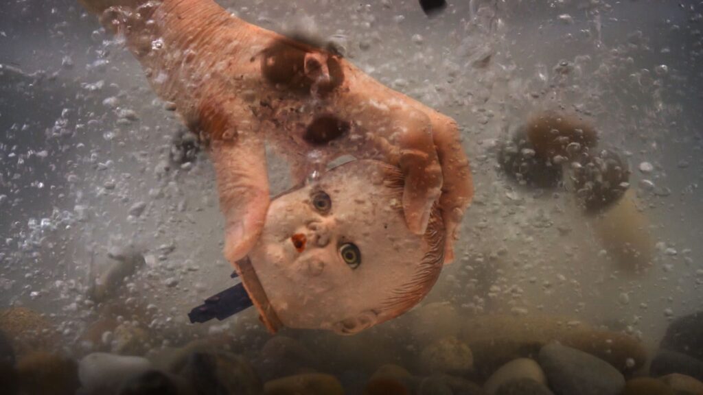 Curta Monster in Me.