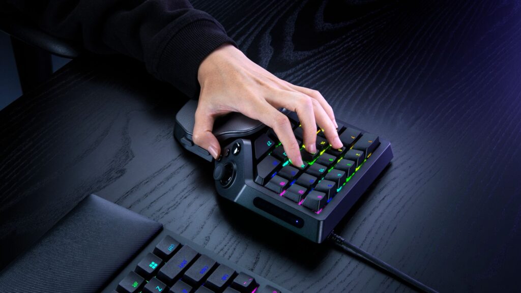 Razer revela Tartarus V2 Pro, seu novo teclado gamer
