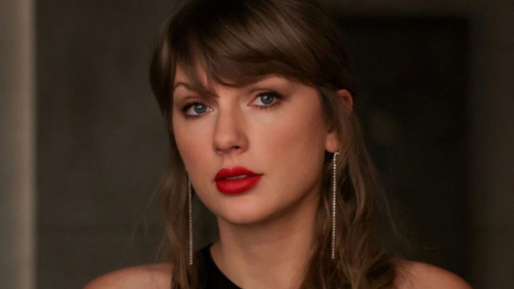 Taylor Swift lança clipe de Patient Zero durante o VMA 2026