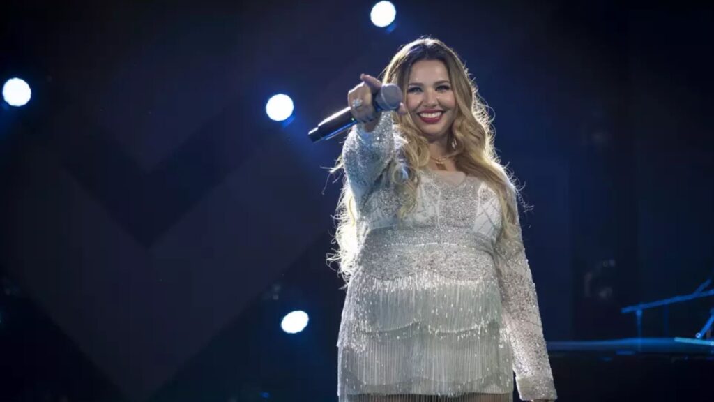 Marília: cinebiografia de Marília Mendonça encerra gravações e ganha previsão de estreia